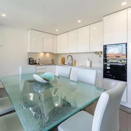 T3 Sun & Fun Apartament *